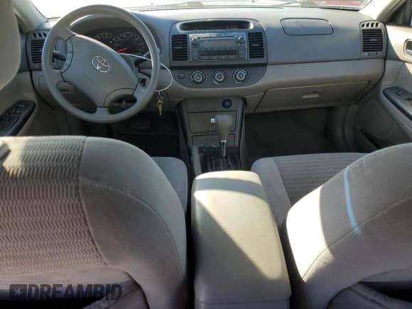 ✅ 2006 Toyota Camry STD • VIN: 4T1BE32K66U702055 • Лот: 43292525. Опубликован ранее на Copart с пробегом 200 712 миль. Бесплатный доступ к архиву аукционных продаж из США и подробный отчёт об истории автомобиля на DreamBid. Изображение 8.