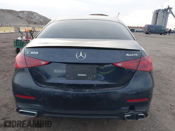 ✅ 2023 Mercedes-Benz C 300 • VIN: W1KAF4HB6PR100017 • Lot: 43599649. Wystawiony na IAAI z przebiegiem 14 163 mil. Bezpłatny archiwum sprzedaży aukcyjnych z USA i szczegółowy raport historii pojazdu na DreamBid. Zdjęcie 16.