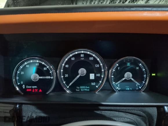 ✅ 2023 Rolls-Royce Cullinan • VIN: SLATV4C02PU220042 • Lot: 73976404. Listed on Copart with Not provided. Free auction sales archive from the USA and detailed vehicle history report at DreamBid. Image 9.