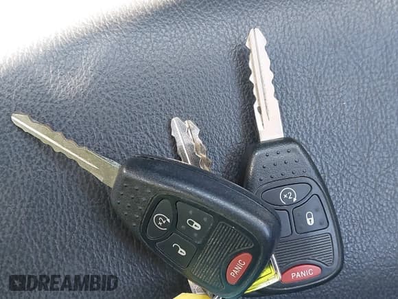 ✅ 2016 Jeep Patriot High Altitude • VIN: 1C4NJPFA7GD716554 • Lot: 42753975. Listed on IAAI with 190,949 mi. Free auction sales archive from the USA and detailed vehicle history report at DreamBid. Image 11.