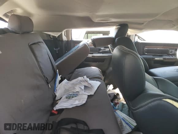 ✅ 2018 Ram 2500 Laramie • VIN: 3C6UR5NJ3JG252142 • Lot: 58724454. Listed on Copart with 99,079 mi. Free auction sales archive from the USA and detailed vehicle history report at DreamBid. Image 10.