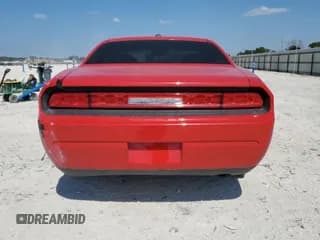 ✅ 2010 Dodge Challenger SE • VIN: 2B3CJ4DV3AH189958 • Lot: 74422104. Wystawiony na Copart z przebiegiem 152 088 mil. Bezpłatny archiwum sprzedaży aukcyjnych z USA i szczegółowy raport historii pojazdu na DreamBid. Zdjęcie 6.