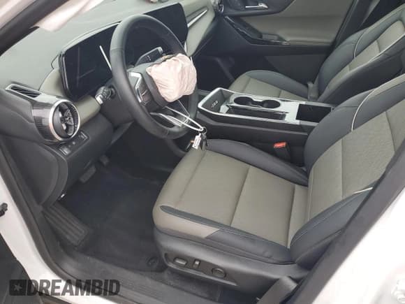 ✅ 2025 Chevrolet Equinox FWD LT • VIN: 3GNAXHEG9SL162632 • Lot: 67234675. Wystawiony na Copart z przebiegiem 9 470 mil. Bezpłatny archiwum sprzedaży aukcyjnych z USA i szczegółowy raport historii pojazdu na DreamBid. Zdjęcie 7.