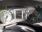 ✅ 2019 Ram 2500 Tradesman • VIN: 3C6UR5CJ3KG587597 • Lot: 43613856. Wystawiony na IAAI z przebiegiem 74 742 mil. Bezpłatny archiwum sprzedaży aukcyjnych z USA i szczegółowy raport historii pojazdu na DreamBid. Zdjęcie 7.