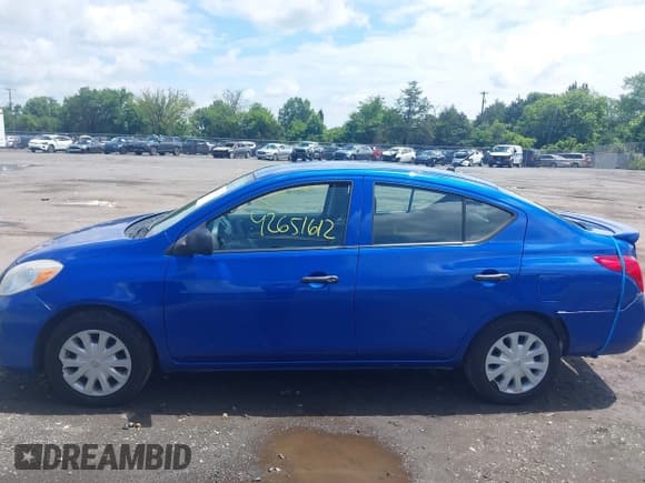 ✅ 2014 Nissan Versa SV • VIN: 3N1CN7AP6EL868939 • Лот: 42651612. Опубликован ранее на IAAI с пробегом 136 533 миль. Бесплатный доступ к архиву аукционных продаж из США и подробный отчёт об истории автомобиля на DreamBid. Изображение 14.