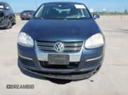 ✅ 2010 Volkswagen Jetta SE • VIN: 3VWRX7AJ1AM014794 • Lot: 42020259. Listed on IAAI with 226,798 mi. Free auction sales archive from the USA and detailed vehicle history report at DreamBid. Image 6.