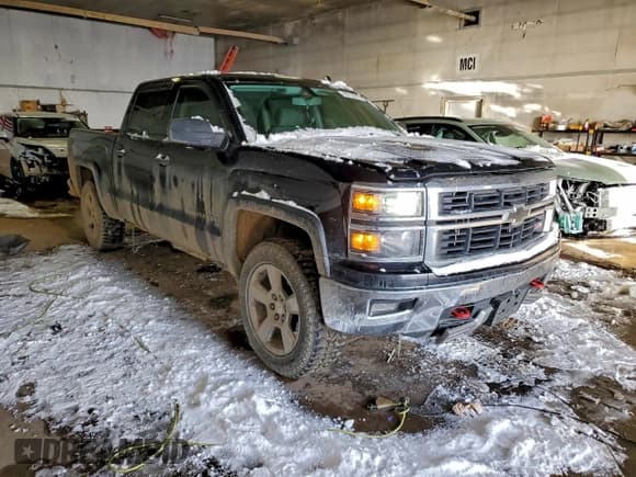 ✅ 2014 Chevrolet Silverado 1500 LT • VIN: 3GCUKREC1EG298628 • Lot: 95710795. Wystawiony na Copart z przebiegiem 210 149 mil. Bezpłatny archiwum sprzedaży aukcyjnych z USA i szczegółowy raport historii pojazdu na DreamBid. Zdjęcie 4.