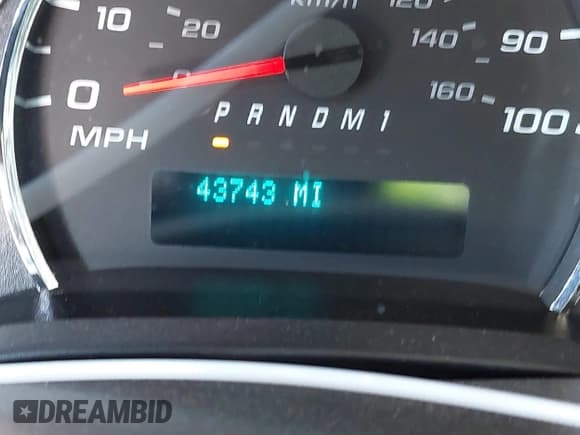 ✅ 2022 Chevrolet Express Cargo • VIN: 1GCWGAFPXN1269561 • Lot: 40347840. Wystawiony na IAAI z przebiegiem 43 743 mil. Bezpłatny archiwum sprzedaży aukcyjnych z USA i szczegółowy raport historii pojazdu na DreamBid. Zdjęcie 16.