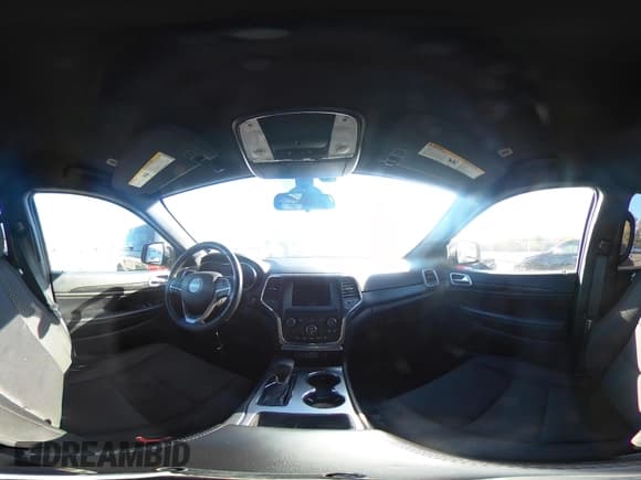 ✅ 2020 Jeep Cherokee Latitude Plus • VIN: 1C4PJMLB7LD537879 • Lot: 43376889. Wystawiony na IAAI z przebiegiem 44 051 mil. Bezpłatny archiwum sprzedaży aukcyjnych z USA i szczegółowy raport historii pojazdu na DreamBid. Zdjęcie 18.