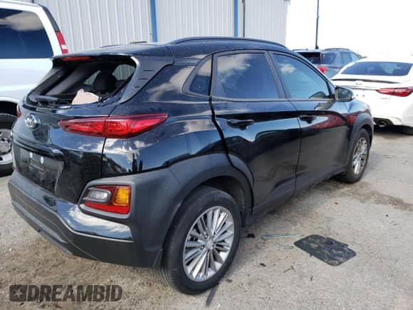 2020 Hyundai Kona SEL с VIN KM8K22AA9LU413744, выставлен на аукционе Copart как лот 40861303 с пробегом 28 970 миль миль и . История ставок и продаж доступна на DreamBid. Изображение 3.