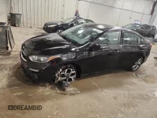 ✅ 2021 Kia Forte LXS • VIN: 3KPF24AD7ME287458 • Лот: 90846855. Опубликован ранее на Copart с пробегом 66 877 миль. Бесплатный доступ к архиву аукционных продаж из США и подробный отчёт об истории автомобиля на DreamBid. Изображение 1.