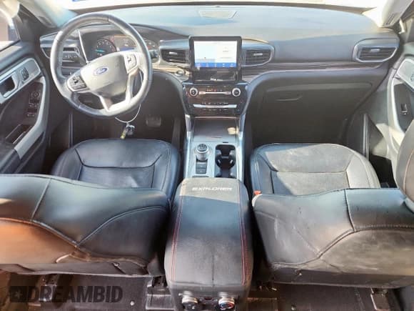 ✅ 2021 Ford Explorer Limited • VIN: 1FMSK7FH1MGB49812 • Lot: 92345395. Wystawiony na Copart z przebiegiem 75 121 mil. Bezpłatny archiwum sprzedaży aukcyjnych z USA i szczegółowy raport historii pojazdu na DreamBid. Zdjęcie 8.