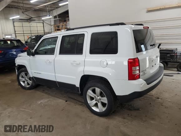 ✅ 2015 Jeep Patriot Latitude • VIN: 1C4NJRFB5FD376484 • Lot: 55419975. Listed on Copart with 63,964 mi. Free auction sales archive from the USA and detailed vehicle history report at DreamBid. Image 2.