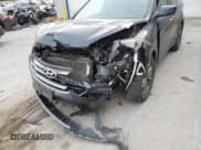 ✅ 2017 Hyundai Santa Fe 2.4L • VIN: 5XYZUDLB4HG488343 • Lot: 67198472. Listed on Copart with Not provided. Free auction sales archive from the USA and detailed vehicle history report at DreamBid. Image 9.