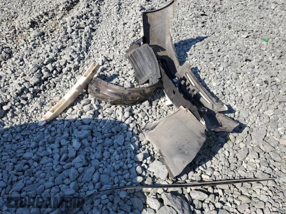 ✅ 1998 Honda Accord EX • VIN: 1HGCG5653WA171757 • Лот: 81785885. Опубликован ранее на Copart с пробегом 234 488 миль. Бесплатный доступ к архиву аукционных продаж из США и подробный отчёт об истории автомобиля на DreamBid. Изображение 12.