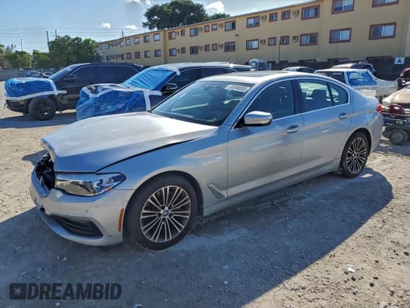 ✅ 2019 BMW 5 Series 530i • VIN: WBAJA5C56KG901158 • Lot: 95908085. Listed on Copart with 95,601 mi. Free auction sales archive from the USA and detailed vehicle history report at DreamBid. Image 1.