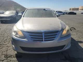 2013 Hyundai Genesis 3.8L z VIN KMHGC4DD3DU234041, wystawiony jako Copart lot #74628644 z przebiegiem 258 517 mil mil oraz Czysty tytuł • Clean title. Historia ofert i sprzedaży dostępna na DreamBid. Obrazek 5.