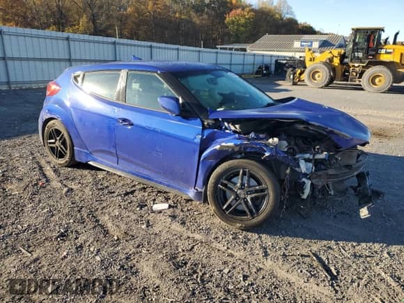 2013 Hyundai Veloster Turbo z VIN KMHTC6AE2DU149389, wystawiony jako Copart lot #85393435 z przebiegiem 125 874 mil mil oraz Szkoda całkowita • Salvage title. Historia ofert i sprzedaży dostępna na DreamBid. Obrazek 4.