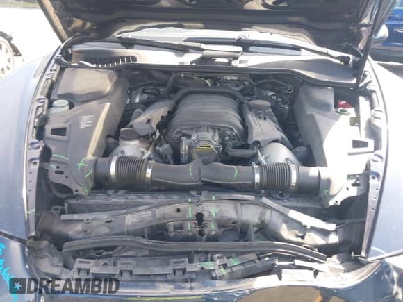 ✅ 2012 Porsche Cayenne S • VIN: WP1AB2A27CLA49899 • Lot: 42081215. Listed on IAAI with 147,920 mi. Free auction sales archive from the USA and detailed vehicle history report at DreamBid. Image 10.