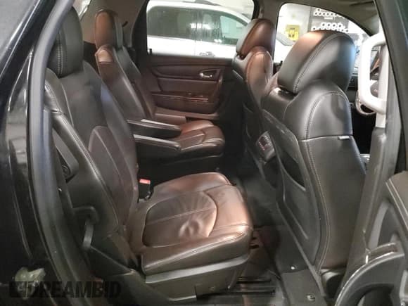 ✅ 2015 GMC Acadia SLT • VIN: 1GKKVRKD2FJ180183 • Лот: 90969015. Опубликован ранее на Copart с пробегом 219 556 миль. Бесплатный доступ к архиву аукционных продаж из США и подробный отчёт об истории автомобиля на DreamBid. Изображение 11.