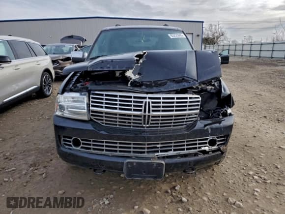 ✅ 2007 Lincoln Navigator • VIN: 5LMFL285X7LJ25456 • Lot: 93255065. Listed on Copart with 130,665 mi. Free auction sales archive from the USA and detailed vehicle history report at DreamBid. Image 5.