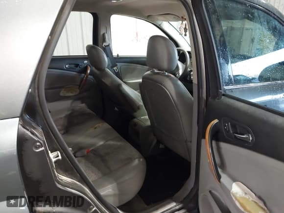 ✅ 2007 Saturn VUE V6 • VIN: 5GZCZ53427S849011 • Lot: 41291620. Wystawiony na IAAI z przebiegiem Nie podano. Bezpłatny archiwum sprzedaży aukcyjnych z USA i szczegółowy raport historii pojazdu na DreamBid. Zdjęcie 8.