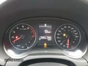 ✅ 2018 Audi A3 Cabriolet Premium • VIN: WAU6ULFF7J1005040 • Лот: 88740885. Опубликован ранее на Copart с пробегом 71 689 миль. Бесплатный доступ к архиву аукционных продаж из США и подробный отчёт об истории автомобиля на DreamBid. Изображение 9.