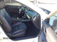 ✅ 2018 Mazda 3 Grand Touring • VIN: 3MZBN1W3XJM215561 • Лот: 41591009. Опубликован ранее на IAAI с пробегом 31 132 миль. Бесплатный доступ к архиву аукционных продаж из США и подробный отчёт об истории автомобиля на DreamBid. Изображение 5.