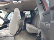 ✅ 2004 Chevrolet Silverado 1500 LS • VIN: 1GCEK19T34E275843 • Lot: 43444299. Wystawiony na IAAI z przebiegiem 162 652 mil. Bezpłatny archiwum sprzedaży aukcyjnych z USA i szczegółowy raport historii pojazdu na DreamBid. Zdjęcie 8.