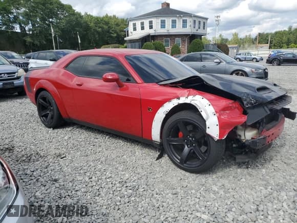 ✅ 2015 Dodge Challenger R/T Scat Pack • VIN: 2C3CDZFJ8FH888186 • Lot: 70102385. Wystawiony na Copart z przebiegiem 111 971 mil. Bezpłatny archiwum sprzedaży aukcyjnych z USA i szczegółowy raport historii pojazdu na DreamBid. Zdjęcie 4.