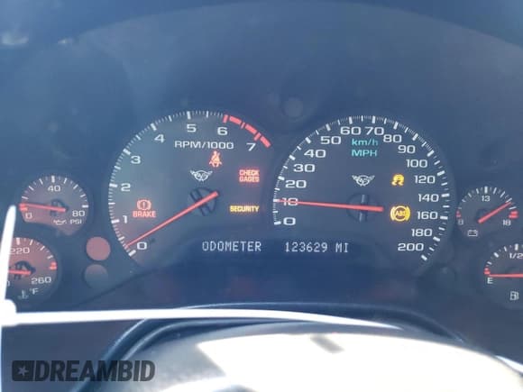 ✅ 2004 Chevrolet Corvette • VIN: 1G1YY32G945104477 • Лот: 65017305. Опубликован ранее на Copart с пробегом 123 629 миль. Бесплатный доступ к архиву аукционных продаж из США и подробный отчёт об истории автомобиля на DreamBid. Изображение 9.