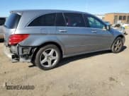 ✅ 2010 Mercedes-Benz R 350 • VIN: 4JGCB6FE9AA111392 • Lot: 46088405. Listed on Copart with 176,448 mi. Free auction sales archive from the USA and detailed vehicle history report at DreamBid. Image 3.