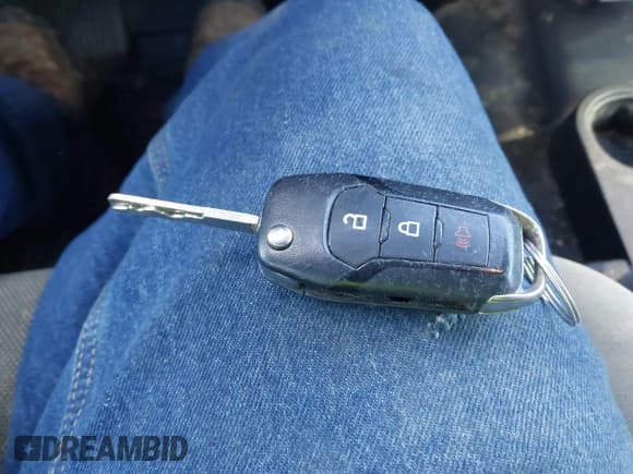 ✅ 2017 Ford F-150 XL • VIN: 1FTFX1EF3HFB90524 • Lot: 41451534. Listed on IAAI with 156,782 mi. Free auction sales archive from the USA and detailed vehicle history report at DreamBid. Image 11.