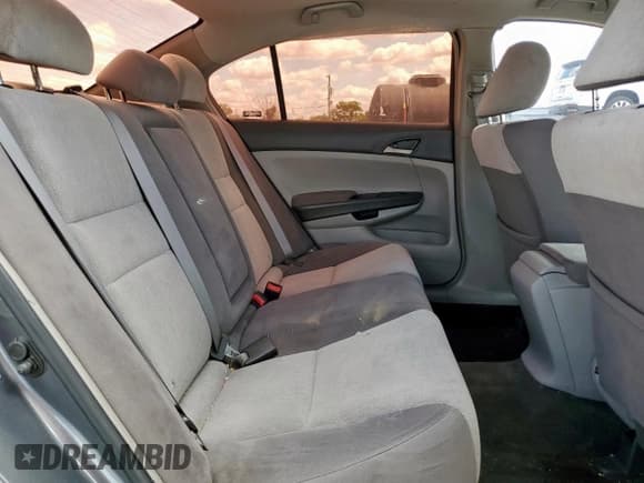 ✅ 2008 Honda Accord LX • VIN: 1HGCP26378A161040 • Lot: 81400765. Wystawiony na Copart z przebiegiem 145 506 mil. Bezpłatny archiwum sprzedaży aukcyjnych z USA i szczegółowy raport historii pojazdu na DreamBid. Zdjęcie 10.