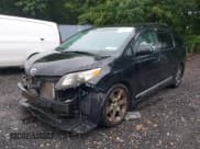 ✅ 2012 Toyota Sienna SE • VIN: 5TDXK3DCXCS179776 • Lot: 42586784. Listed on IAAI with 165,919 mi. Free auction sales archive from the USA and detailed vehicle history report at DreamBid. Image 2.