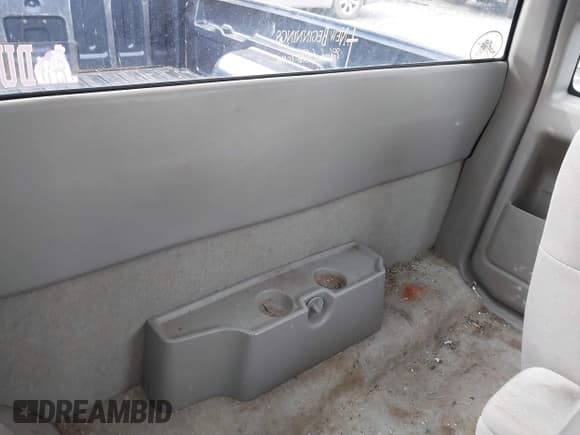 ✅ 2003 Chevrolet S-10 • VIN: 1GCCS19H938235539 • Лот: 41619672. Опубликован ранее на IAAI с пробегом 223 699 миль. Бесплатный доступ к архиву аукционных продаж из США и подробный отчёт об истории автомобиля на DreamBid. Изображение 8.