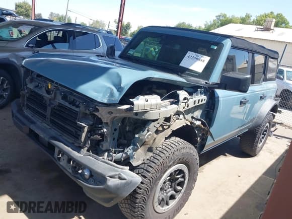 ✅ 2022 Ford Bronco • VIN: 1FMEE5DP9NLB61055 • Lot: 42359888. Listed on IAAI with 70,668 mi. Free auction sales archive from the USA and detailed vehicle history report at DreamBid. Image 2.