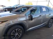 ✅ 2022 Lexus RX 350 • VIN: 2T2AZMAA3NC246817 • Лот: 43401275. Опубликован ранее на IAAI с пробегом 19 834 миль. Бесплатный доступ к архиву аукционных продаж из США и подробный отчёт об истории автомобиля на DreamBid. Изображение 6.