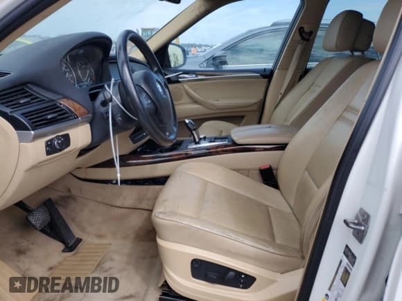 ✅ 2012 BMW X5 35d • VIN: 5UXZW0C58CL671947 • Лот: 83947195. Опубликован ранее на Copart с пробегом 144 243 миль. Бесплатный доступ к архиву аукционных продаж из США и подробный отчёт об истории автомобиля на DreamBid. Изображение 7.