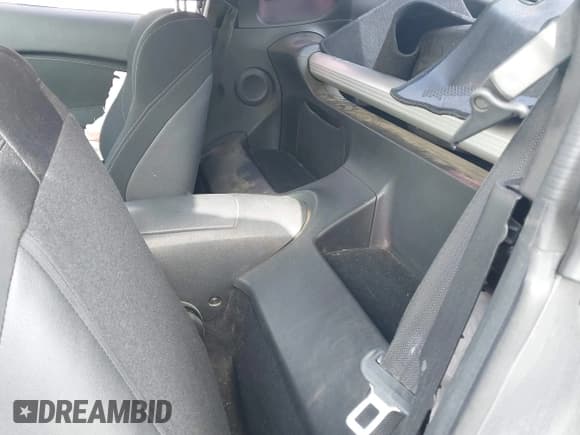 ✅ 2015 Nissan 370Z Nismo • VIN: JN1AZ4EH6FM444343 • Lot: 43274426. Wystawiony na IAAI z przebiegiem 50 998 mil. Bezpłatny archiwum sprzedaży aukcyjnych z USA i szczegółowy raport historii pojazdu na DreamBid. Zdjęcie 8.