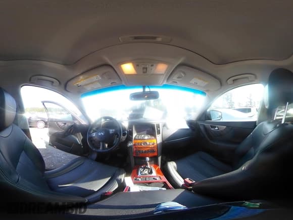 ✅ 2017 Infiniti QX70 • VIN: JN8CS1MW5HM413956 • Lot: 42993575. Wystawiony na IAAI z przebiegiem 70 325 mil. Bezpłatny archiwum sprzedaży aukcyjnych z USA i szczegółowy raport historii pojazdu na DreamBid. Zdjęcie 18.