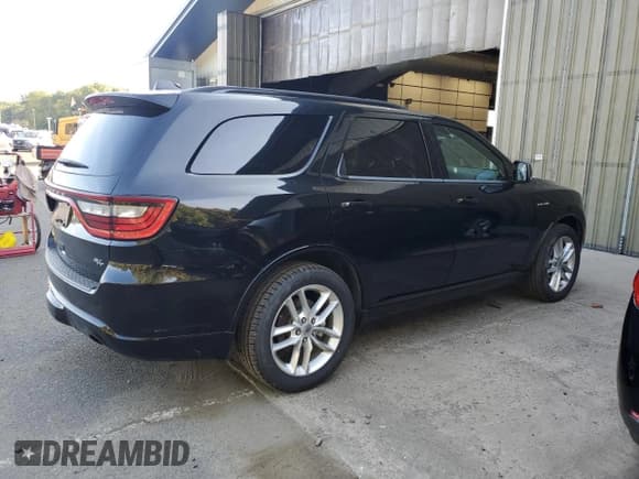 ✅ 2023 Dodge Durango R/T Plus • VIN: 1C4SDHCT5PC557478 • Лот: 74514294. Опубликован ранее на Copart с пробегом 33 665 миль. Бесплатный доступ к архиву аукционных продаж из США и подробный отчёт об истории автомобиля на DreamBid. Изображение 3.