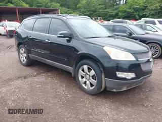 ✅ 2010 Chevrolet Traverse LTZ • VIN: 1GNLRHED0AS127048 • Лот: 42397540. Опубликован ранее на IAAI с пробегом 236 574 миль. Бесплатный доступ к архиву аукционных продаж из США и подробный отчёт об истории автомобиля на DreamBid. Изображение 1.