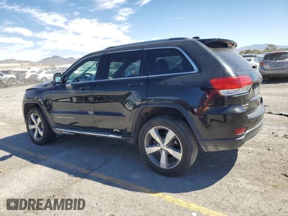 ✅ 2015 Jeep Grand Cherokee Laredo • VIN: 1C4RJFAG2FC111594 • Лот: 71884335. Опубликован ранее на Copart с пробегом 127 087 миль. Бесплатный доступ к архиву аукционных продаж из США и подробный отчёт об истории автомобиля на DreamBid. Изображение 2.