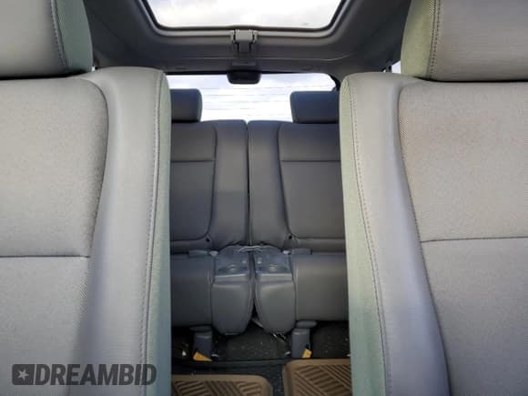 ✅ 2005 Honda Element • VIN: 5J6YH27315L031054 • Lot: 86741514. Listed on Copart with 167,882 mi. Free auction sales archive from the USA and detailed vehicle history report at DreamBid. Image 10.