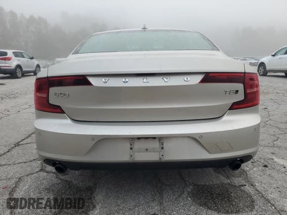 ✅ 2018 Volvo S90 Momentum • VIN: LVY982MK6JP034808 • Lot: 82296195. Wystawiony na Copart z przebiegiem 87 984 mil. Bezpłatny archiwum sprzedaży aukcyjnych z USA i szczegółowy raport historii pojazdu na DreamBid. Zdjęcie 6.