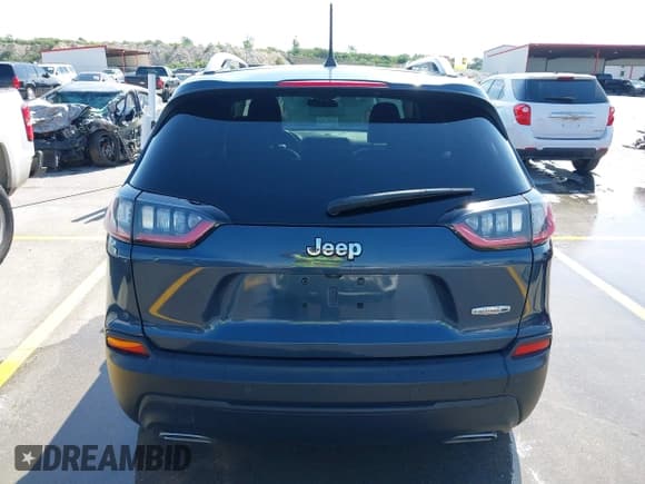 ✅ 2019 Jeep Cherokee Latitude Plus • VIN: 1C4PJLLX9KD469704 • Lot: 42257879. Listed on IAAI with 90,917 mi. Free auction sales archive from the USA and detailed vehicle history report at DreamBid. Image 16.