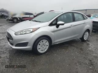 ✅ 2014 Ford Fiesta S • VIN: 3FADP4AJ9EM239942 • Lot: 81122575. Wystawiony na Copart z przebiegiem 128 404 mil. Bezpłatny archiwum sprzedaży aukcyjnych z USA i szczegółowy raport historii pojazdu na DreamBid. Zdjęcie 1.