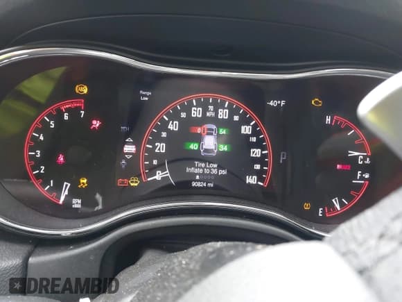 ✅ 2015 Dodge Durango Citadel • VIN: 1C4SDJET2FC202500 • Lot: 41870617. Wystawiony na IAAI z przebiegiem 90 824 mil. Bezpłatny archiwum sprzedaży aukcyjnych z USA i szczegółowy raport historii pojazdu na DreamBid. Zdjęcie 7.