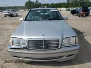 ✅ 2000 Mercedes-Benz C 230 Kompressor • VIN: WDBHA24G4YA824834 • Lot: 67264595. Wystawiony na Copart z przebiegiem 174 362 mil. Bezpłatny archiwum sprzedaży aukcyjnych z USA i szczegółowy raport historii pojazdu na DreamBid. Zdjęcie 5.